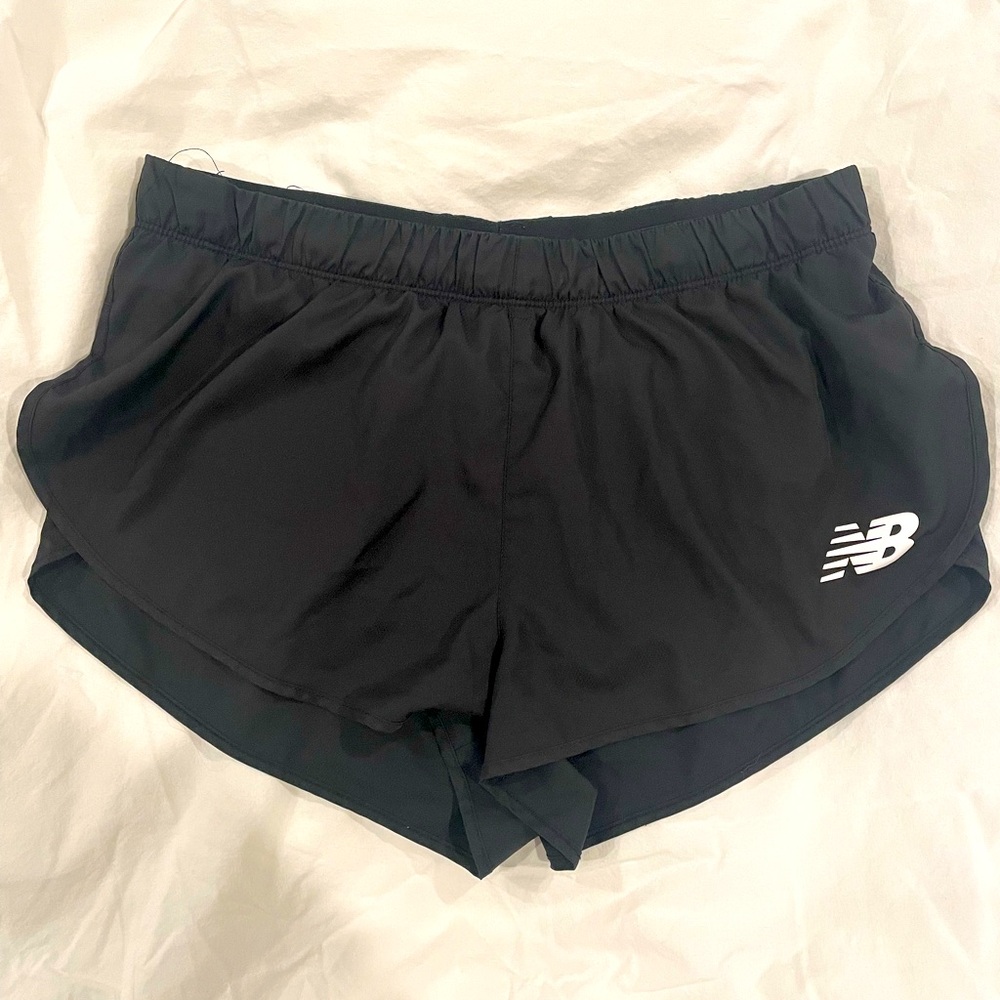 New Balance Women’s Split Short Black size Small